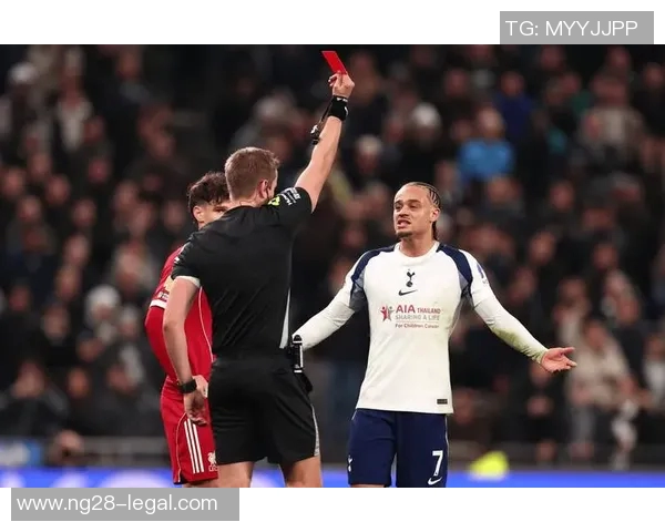 英超激战：拜仁狂胜热刺红牌事件引发全场热议与数据分析