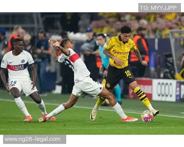 中超热战：本菲卡与巴黎圣日耳曼激战成平局乌龙球引发全场狂欢